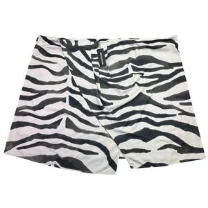 PrettyLittleThing Skirt Women's Plus Size 22 NWT Zebra Print Mini Party Festive